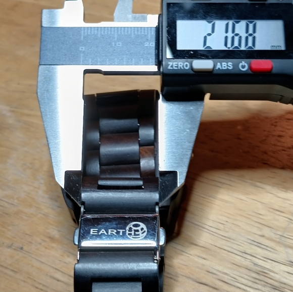 X Earth watch, Mens Sagano wood, Black face 43 X 54 mm 3 hand movement and - Picture 6 of 10